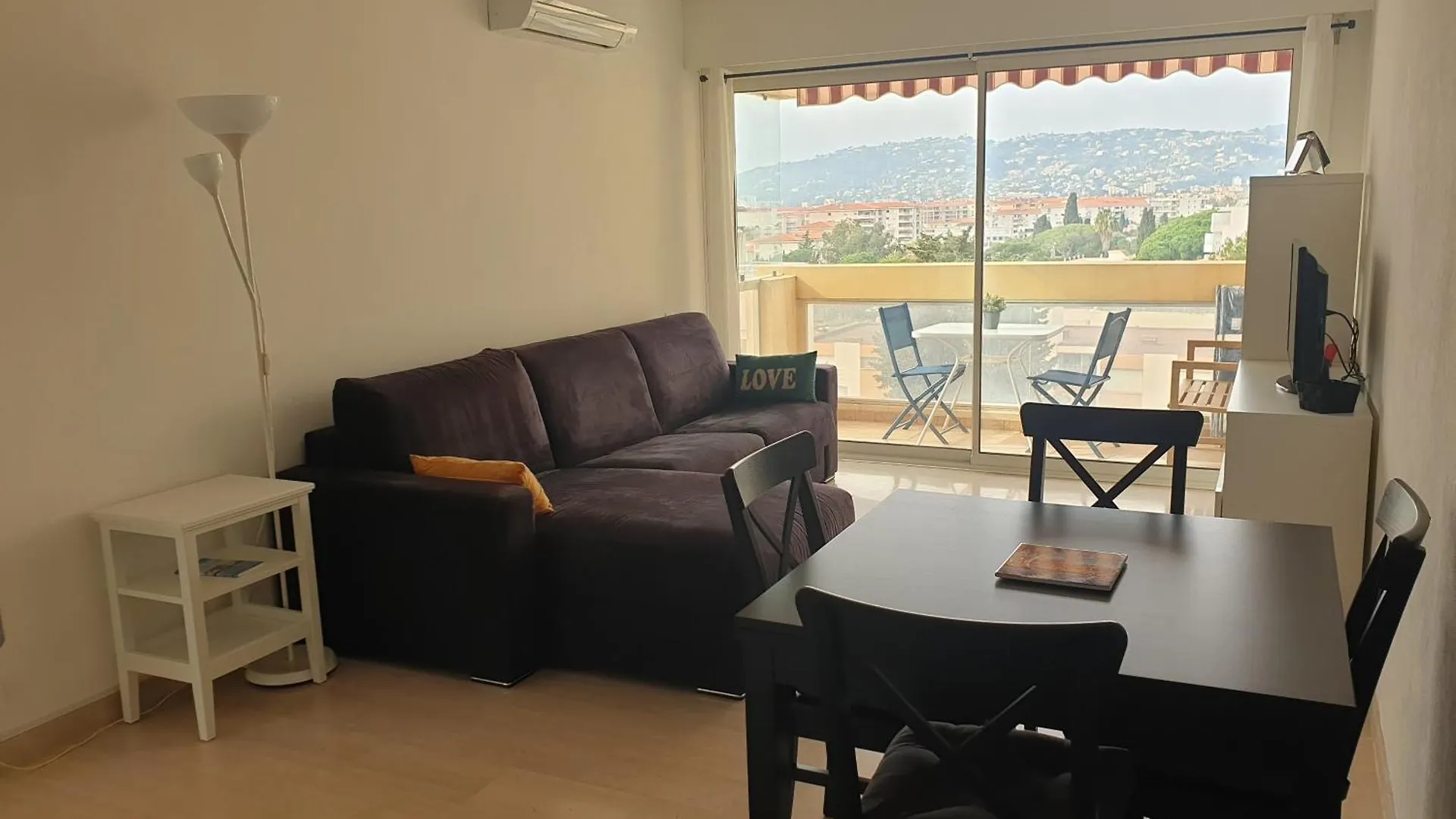 Il Leone Di Cecilia Apartment Antibes